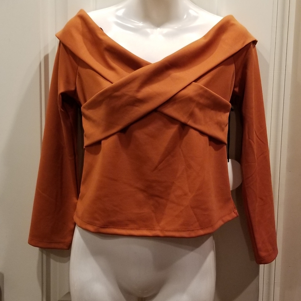 Milk & Honey Spicey Orange Rust Top Sz Large